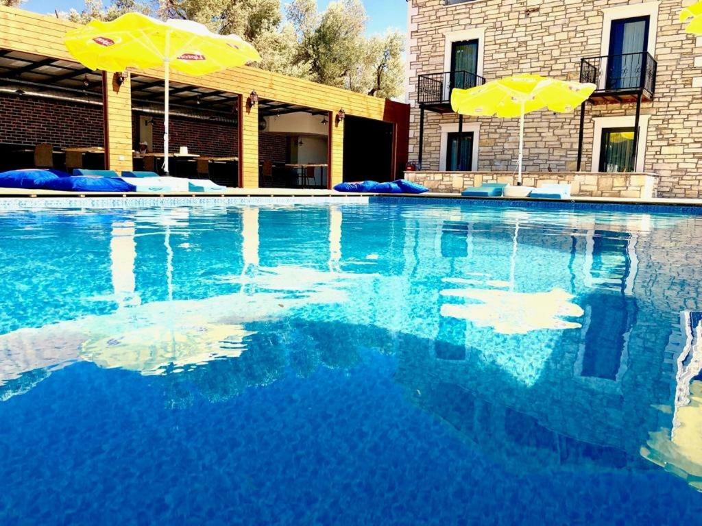 Victoria Hotel And Lounge Foça Exterior foto
